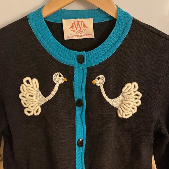 La Casita De Wendy Spanish brand wool cardigan top swan embroidered - Picture 3 of 8